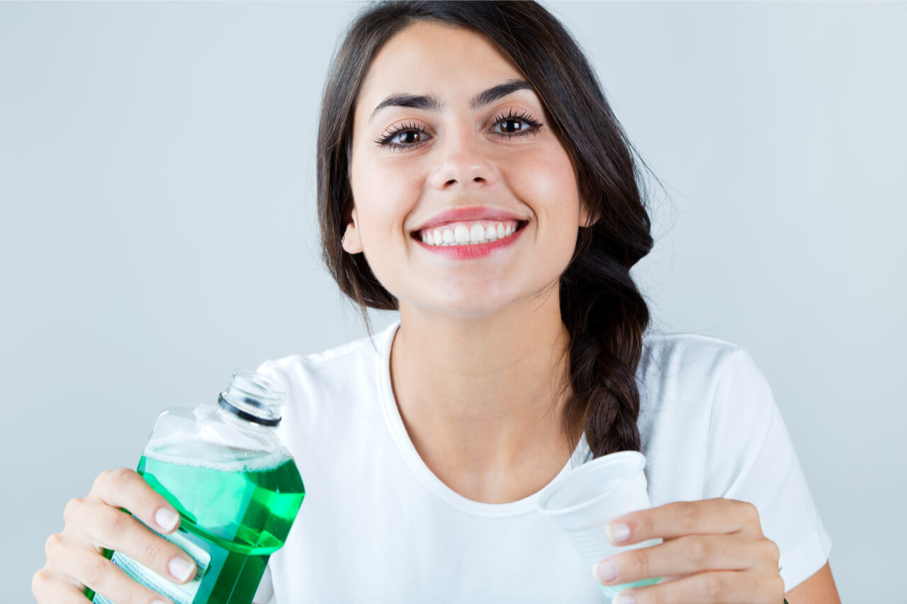 The Best Mouthwash For Bad Breath: What To Know About Bad Breath