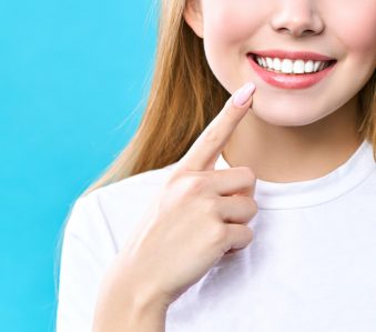 why do whitening strips hurt my teeth